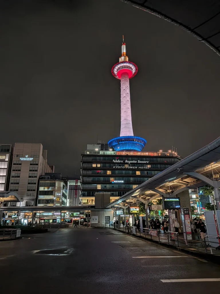京都タワーの夜景